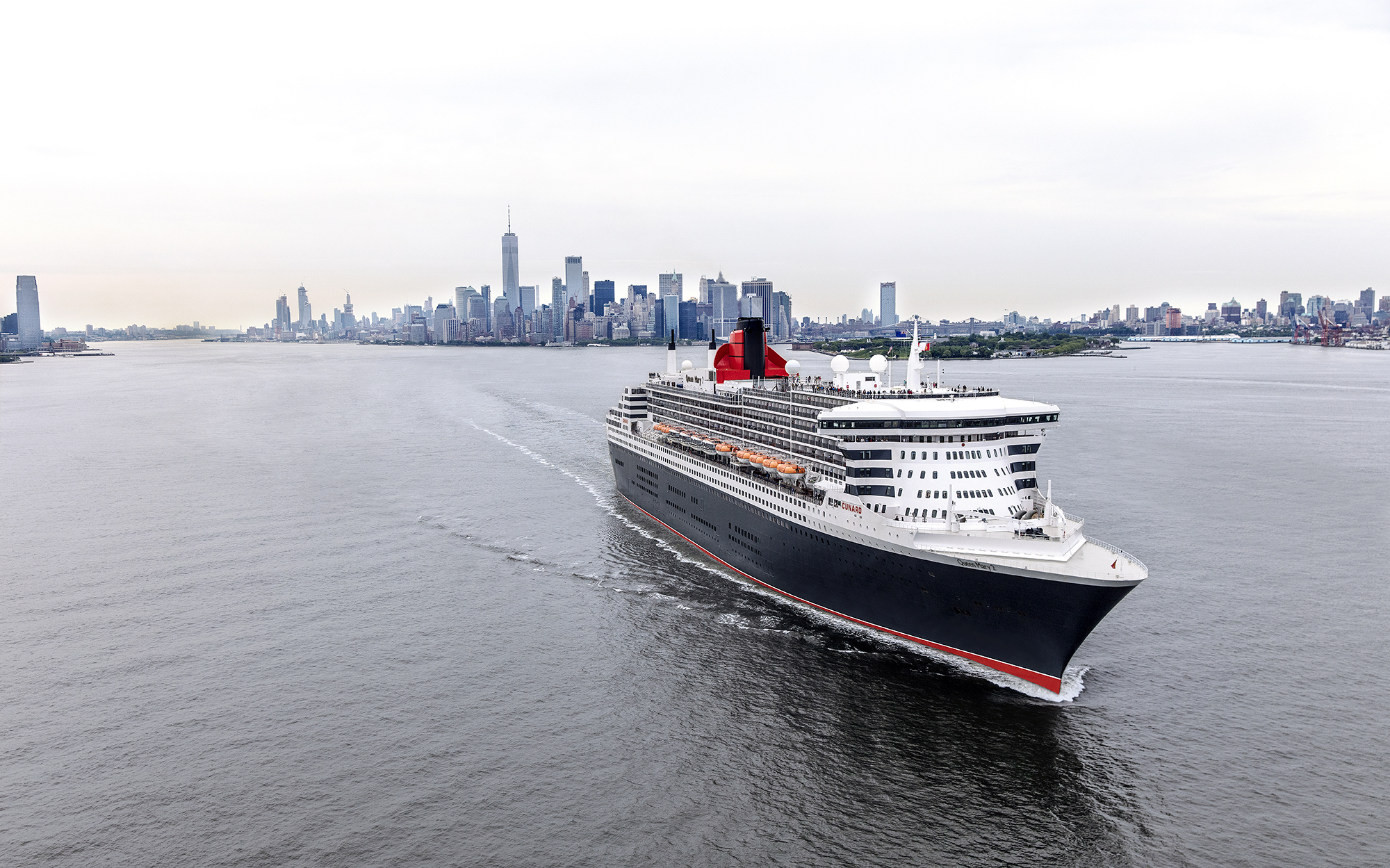 QM2 Eastbound Transatlantic Crossing with New York Hotel Stay Tailor