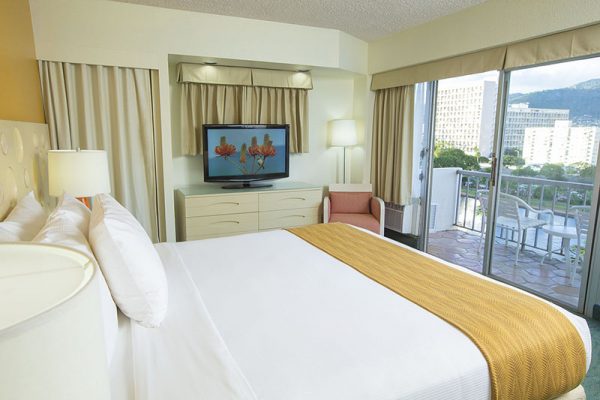 Coconut Waikiki Hotel Bedroom 3